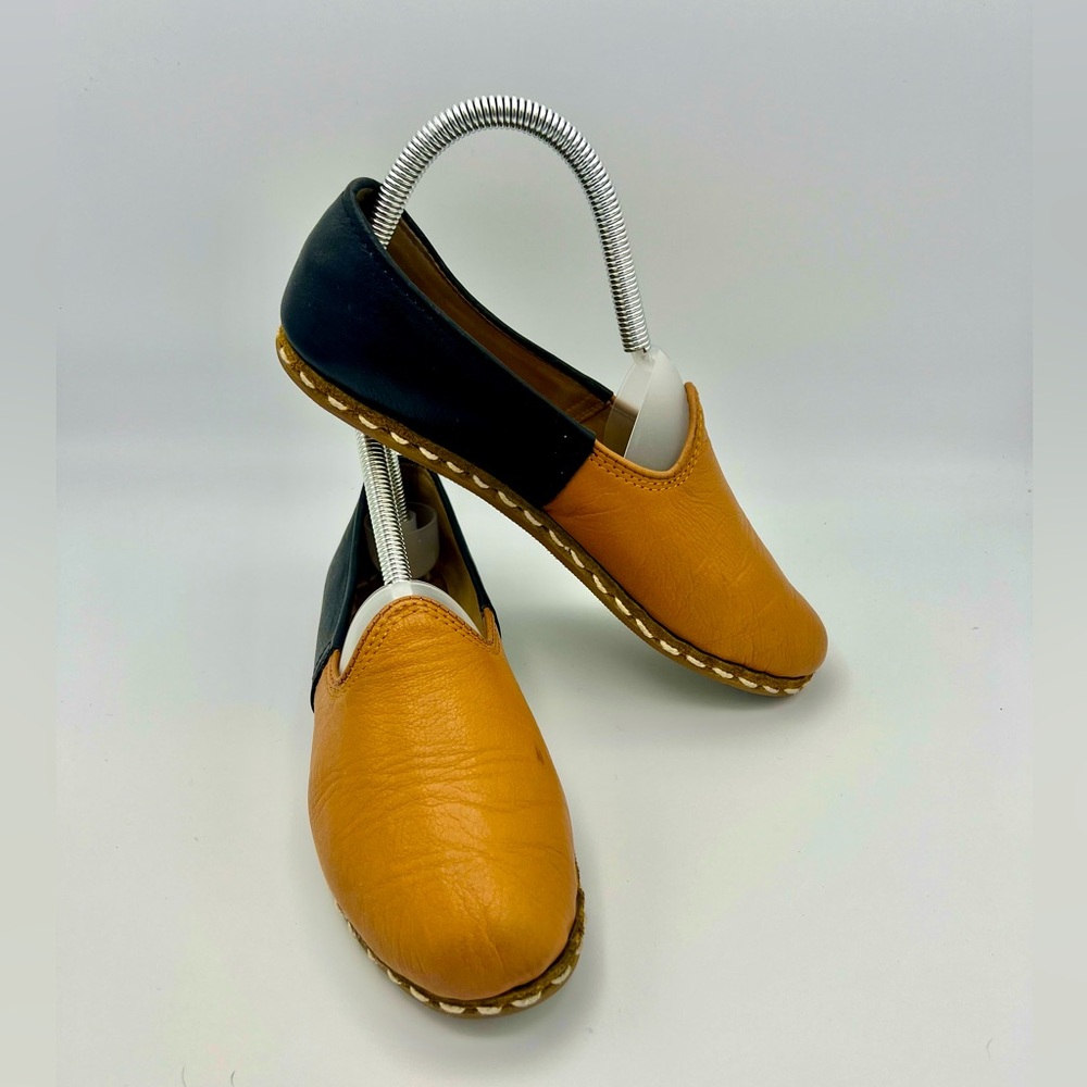 Sabah Two-Tone Leather Flats